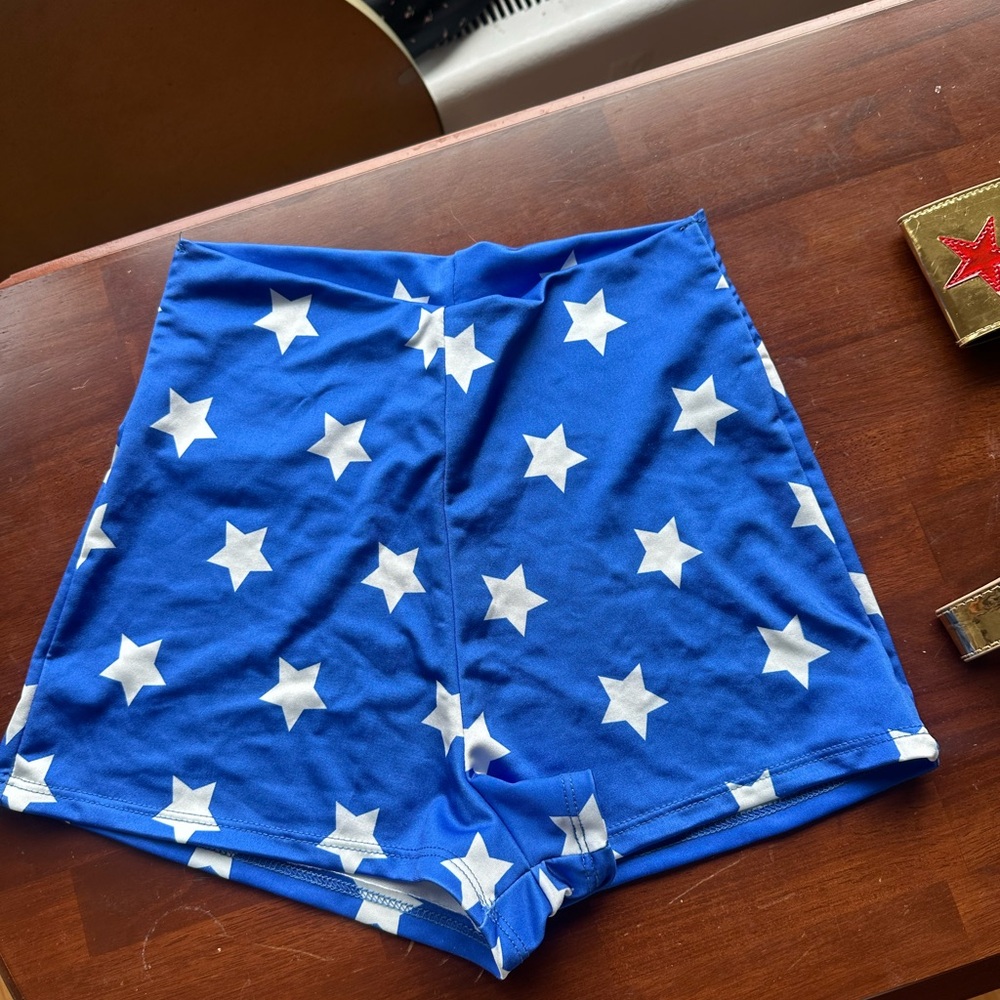 Blue Star Pattern Skirt with Gold Star Accessories - Picture 3 of 3